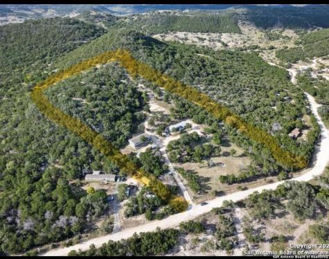 1999 Oil Well Pipe Creek TX 78063