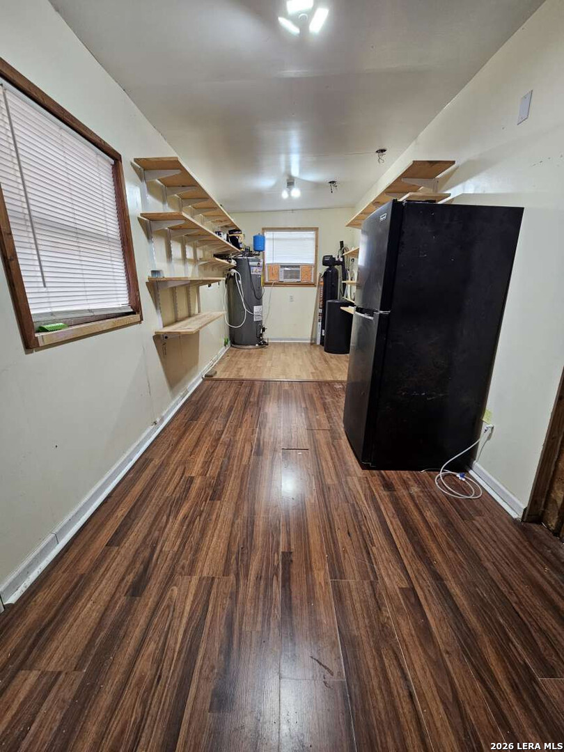255 County Road 668 Devine TX 78016