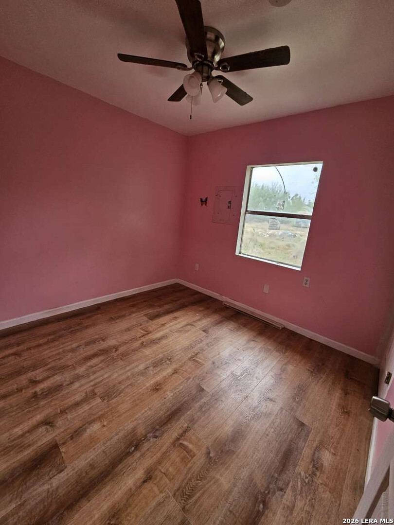 255 County Road 668 Devine TX 78016