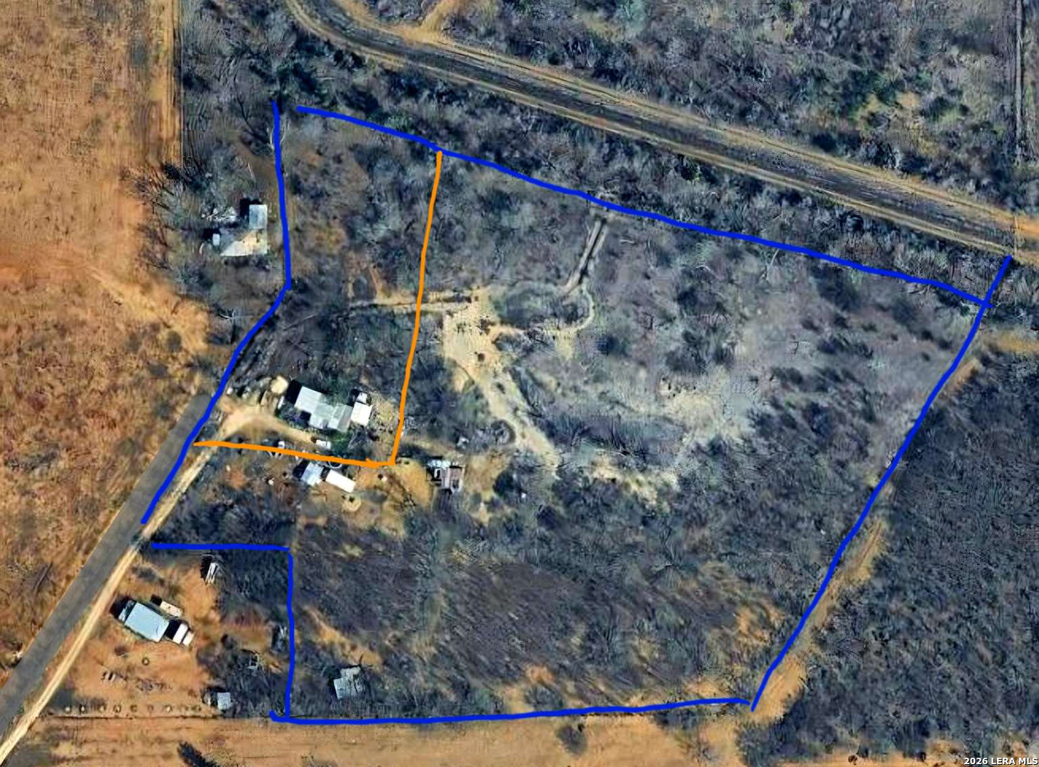 255 County Road 668 Devine TX 78016