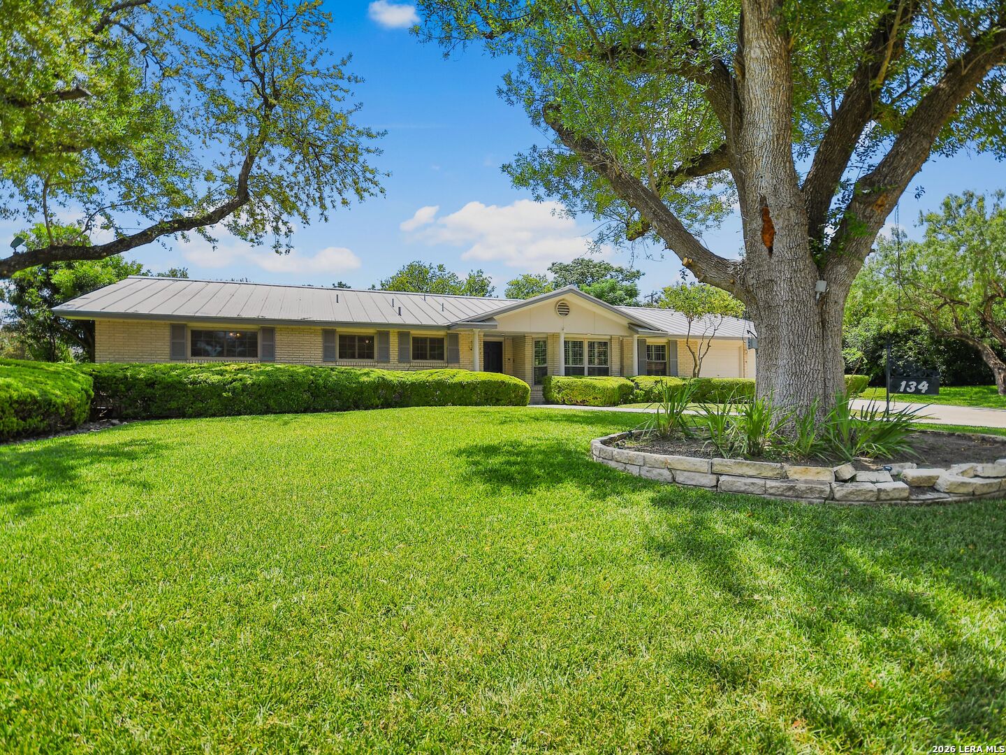 134 Meadowood Lane San Antonio TX 78216