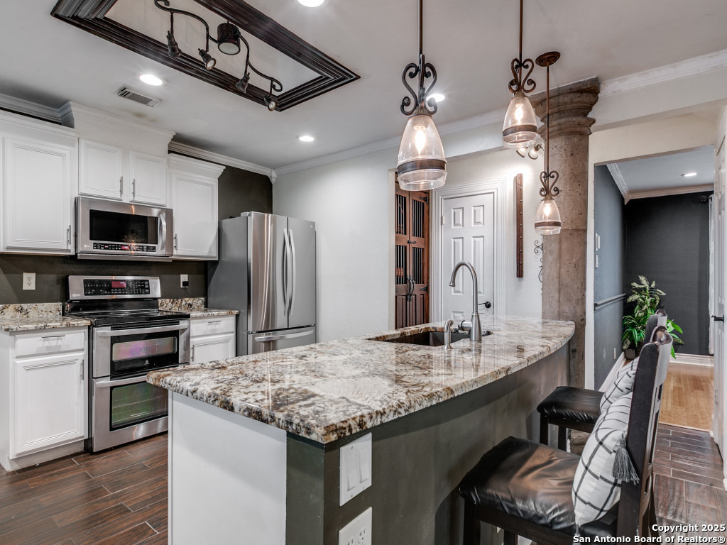 2047 Ellison San Antonio TX 78245