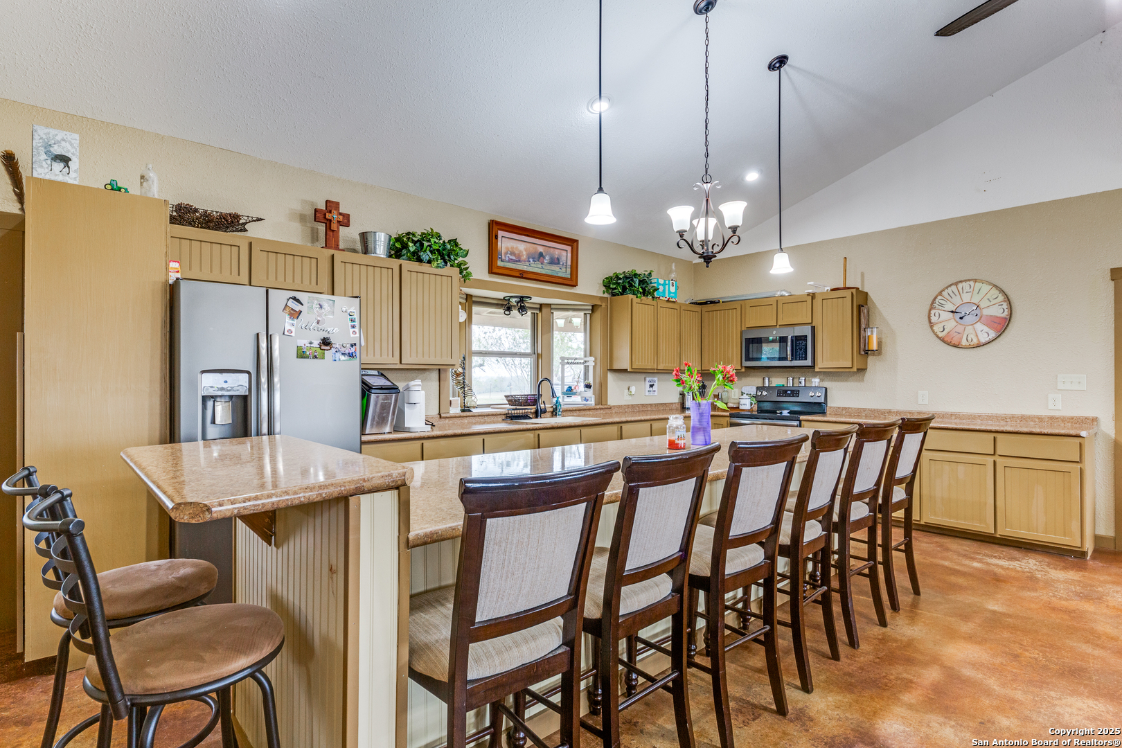 2217 County Road 412 Stockdale TX 78160