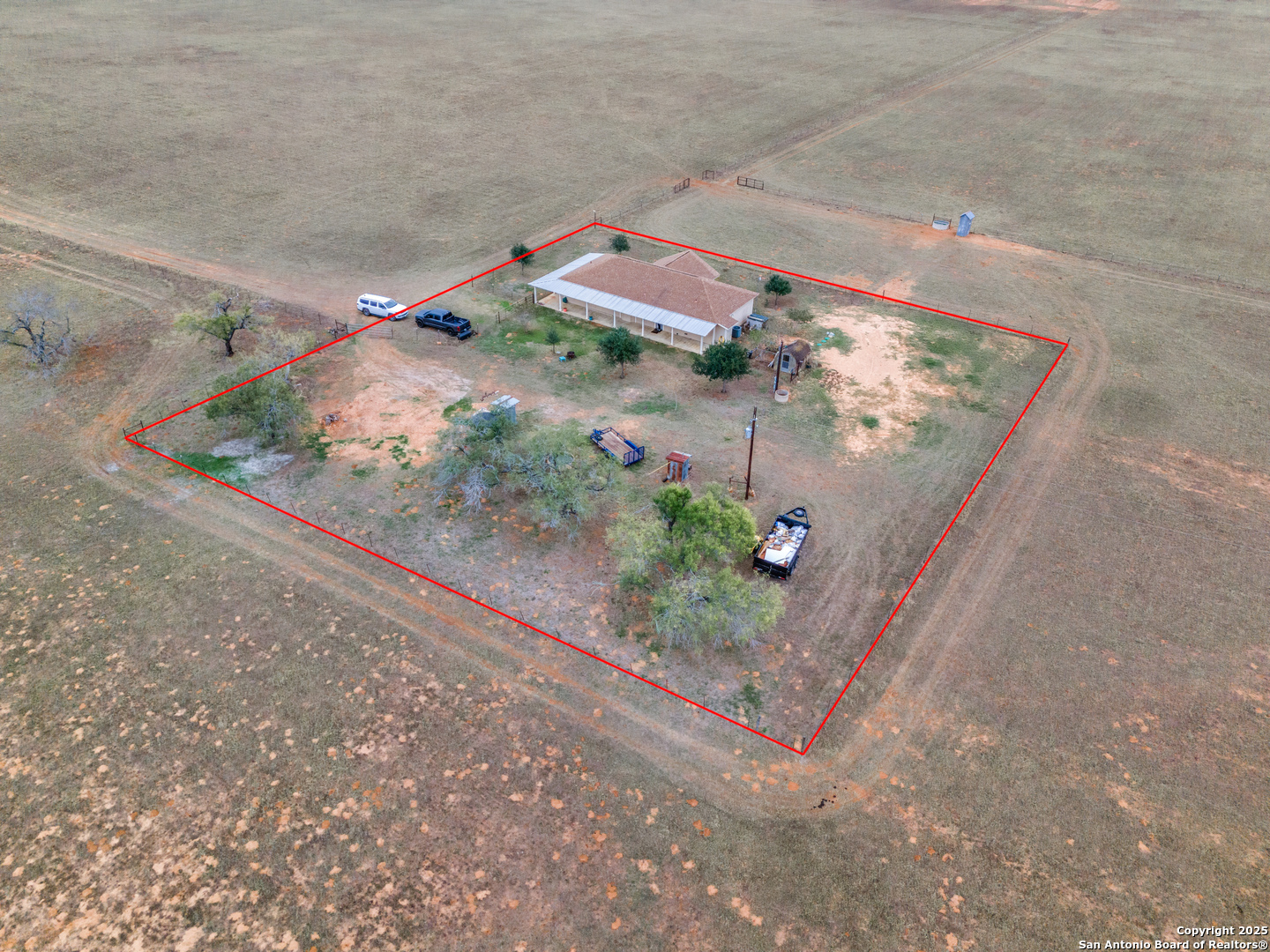 2217 County Road 412 Stockdale TX 78160