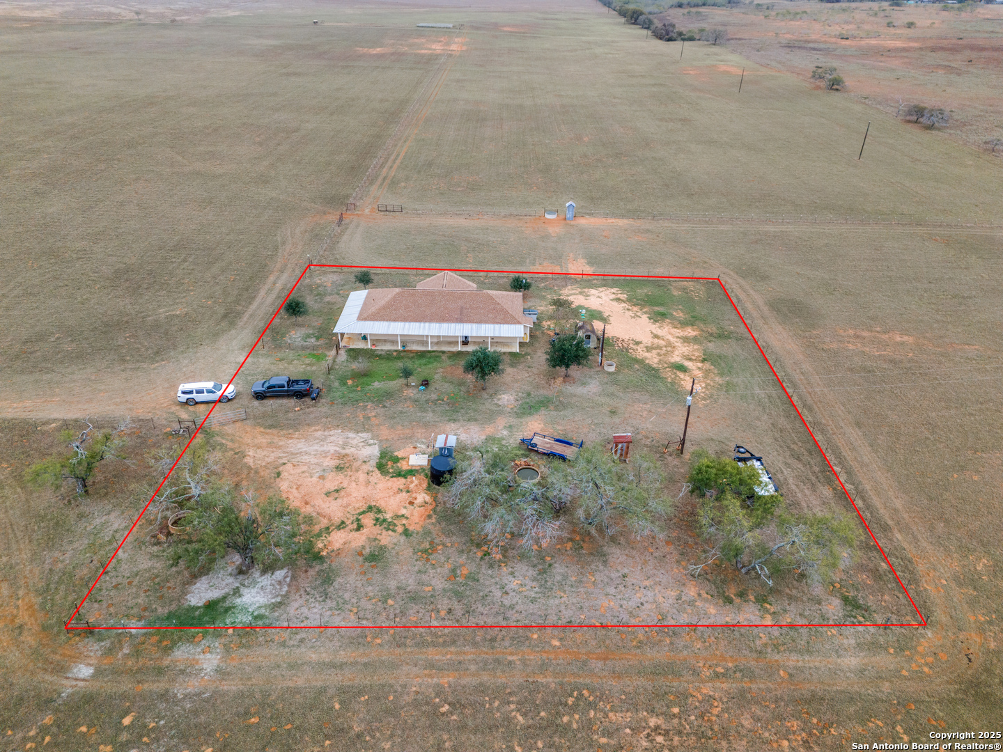 2217 County Road 412 Stockdale TX 78160