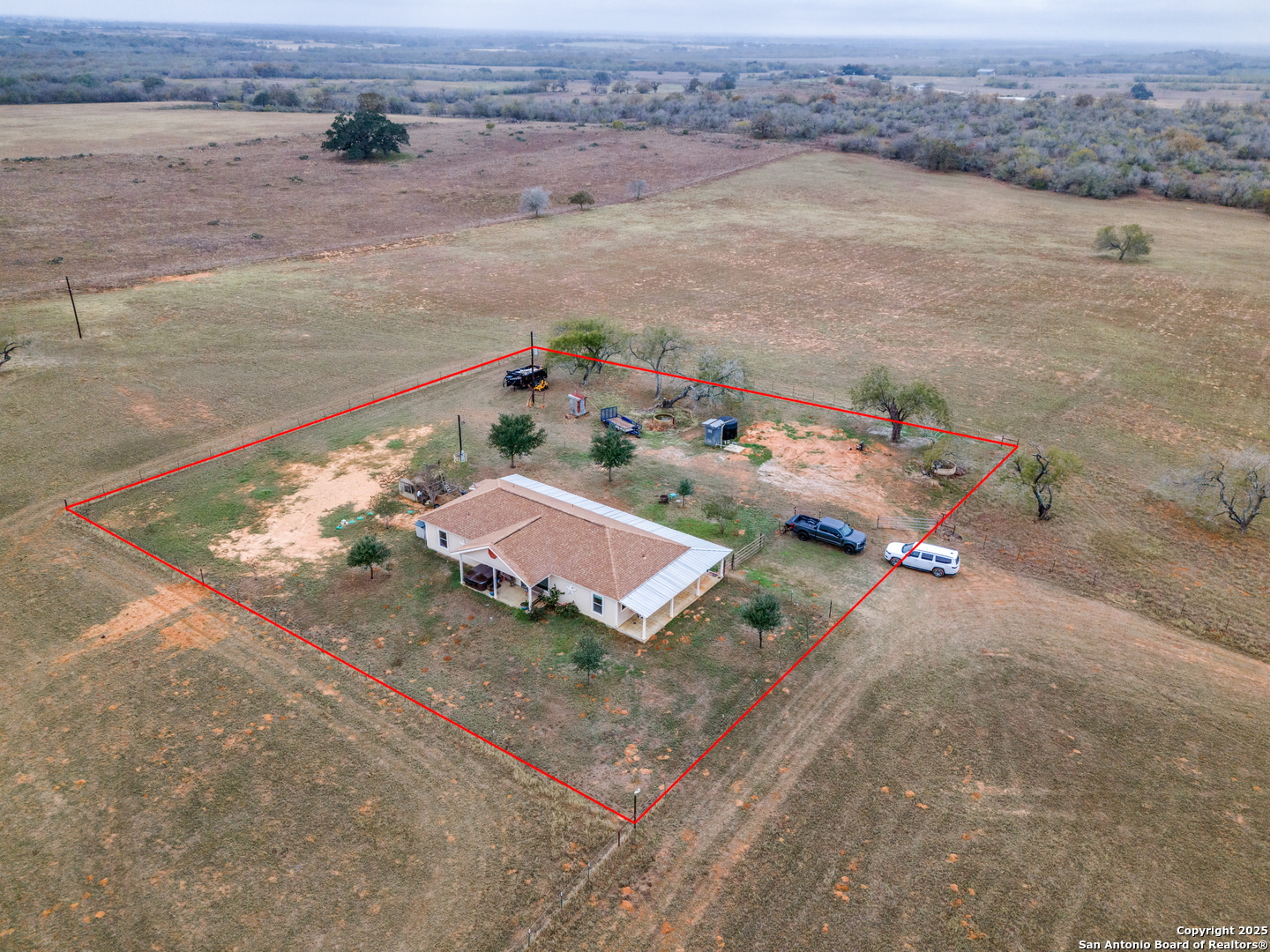 2217 County Road 412 Stockdale TX 78160