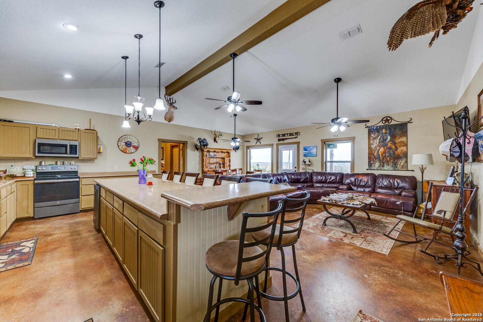 2217 County Road 412 Stockdale TX 78160