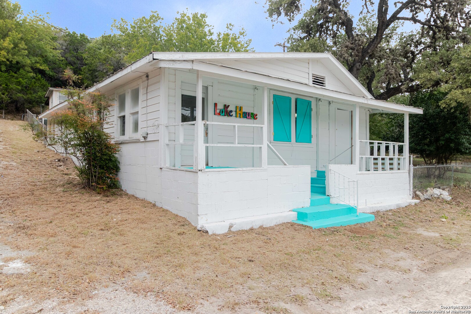 12242 & 12244 Park Road 37 Lakehills TX 78063