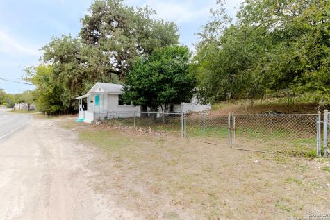 12242 & 12244 Park Road 37 Lakehills TX 78063