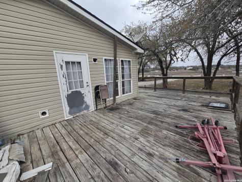 420 Highlands Poteet TX 78065