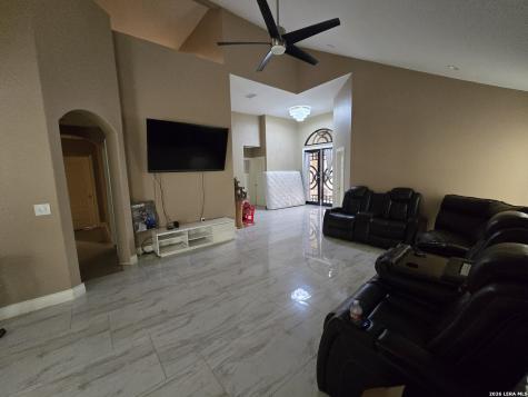 420 Highlands Poteet TX 78065