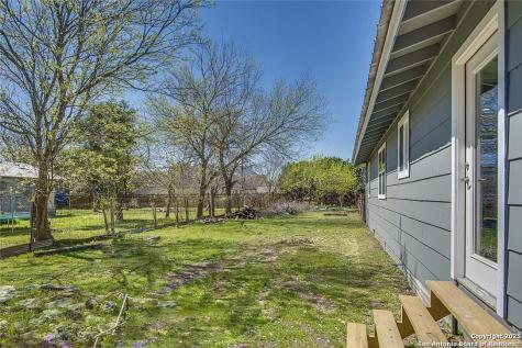 1668 Lakeview Canyon Lake TX 78133