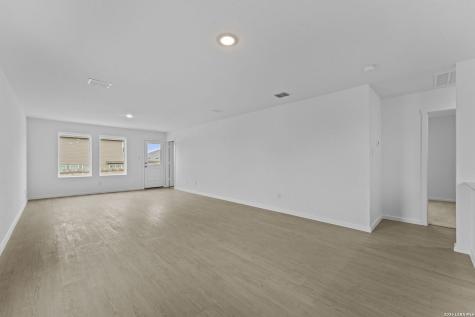 2068 Powell Place Converse TX 78109