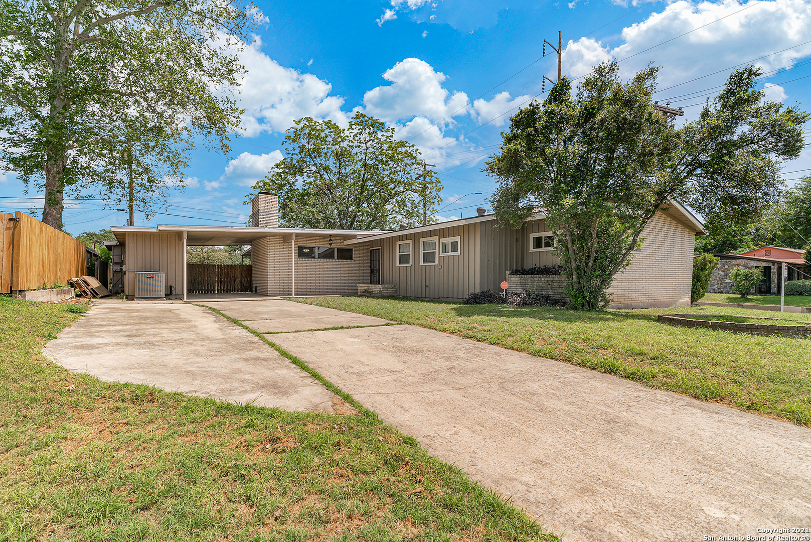 902 Brookview Drive San Antonio TX 78213