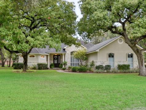 314 Rosewood Drive La Vernia TX 78121