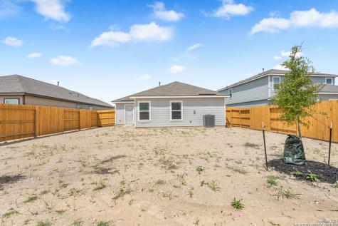 11720 Luckey Villa San Antonio TX 78252