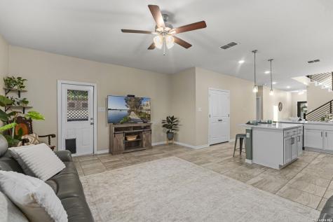 157 Foxhound Path San Antonio TX 78253
