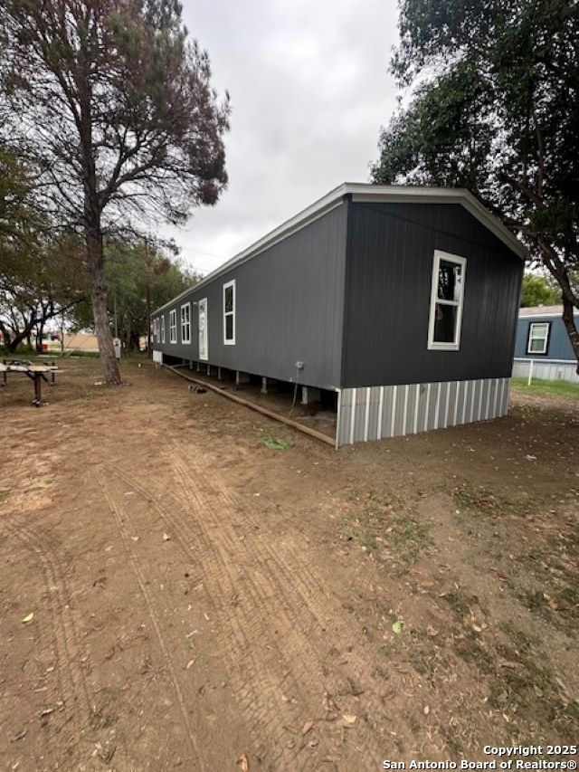 13 Green Meadows Knippa TX 78801