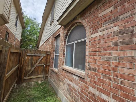 6114 Briscoe Leaf San Antonio TX 78253