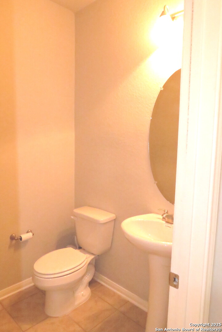 7915 Blackhawk Pass San Antonio TX 78253