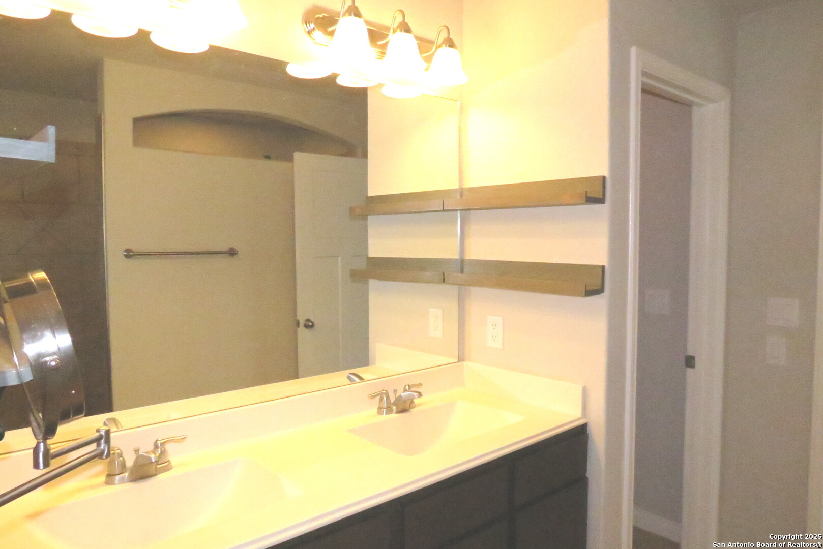 7915 Blackhawk Pass San Antonio TX 78253
