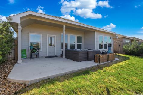 5922 Corsicana Way Seguin TX 78155
