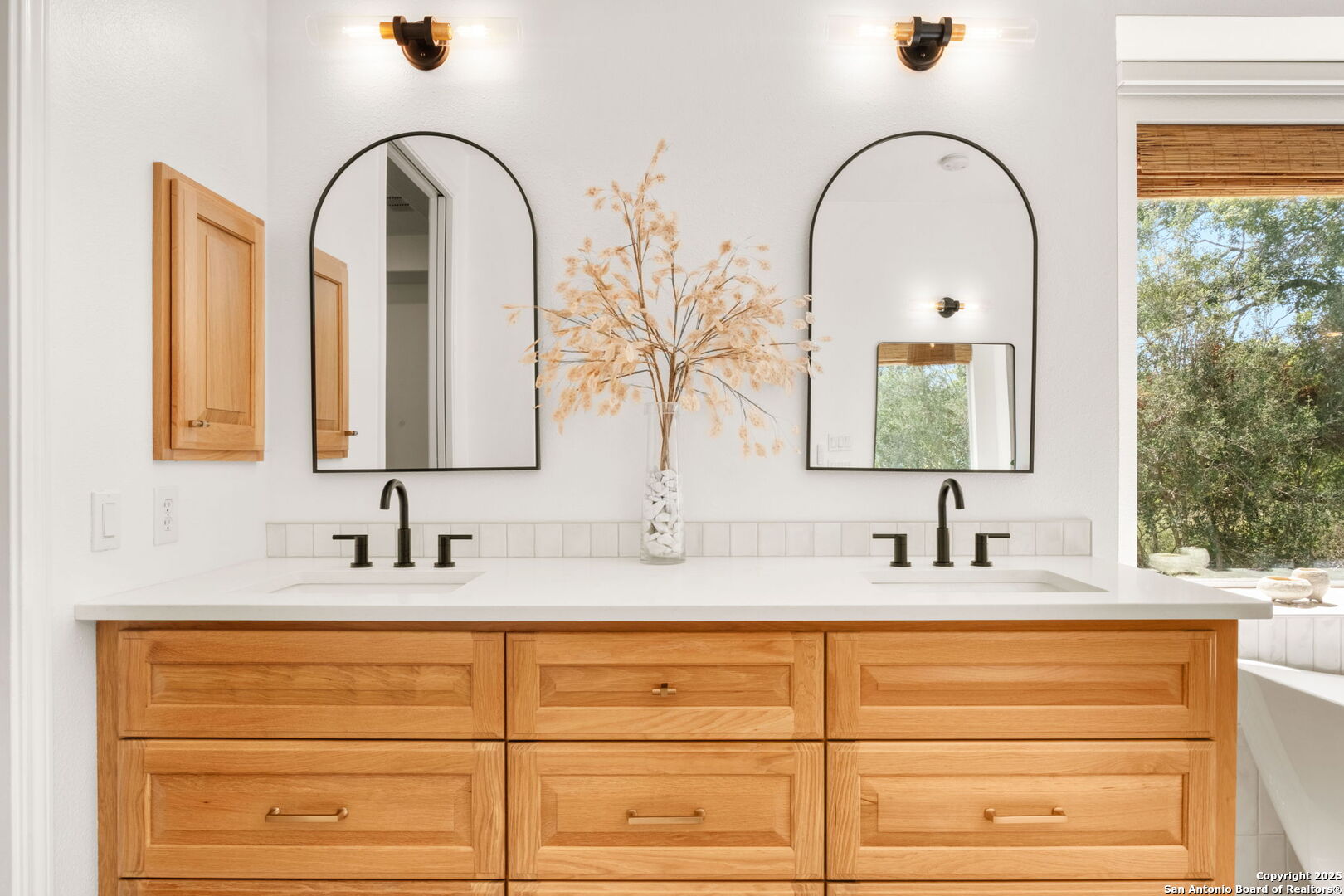 237 Santa Fe Trail Boerne TX 78006