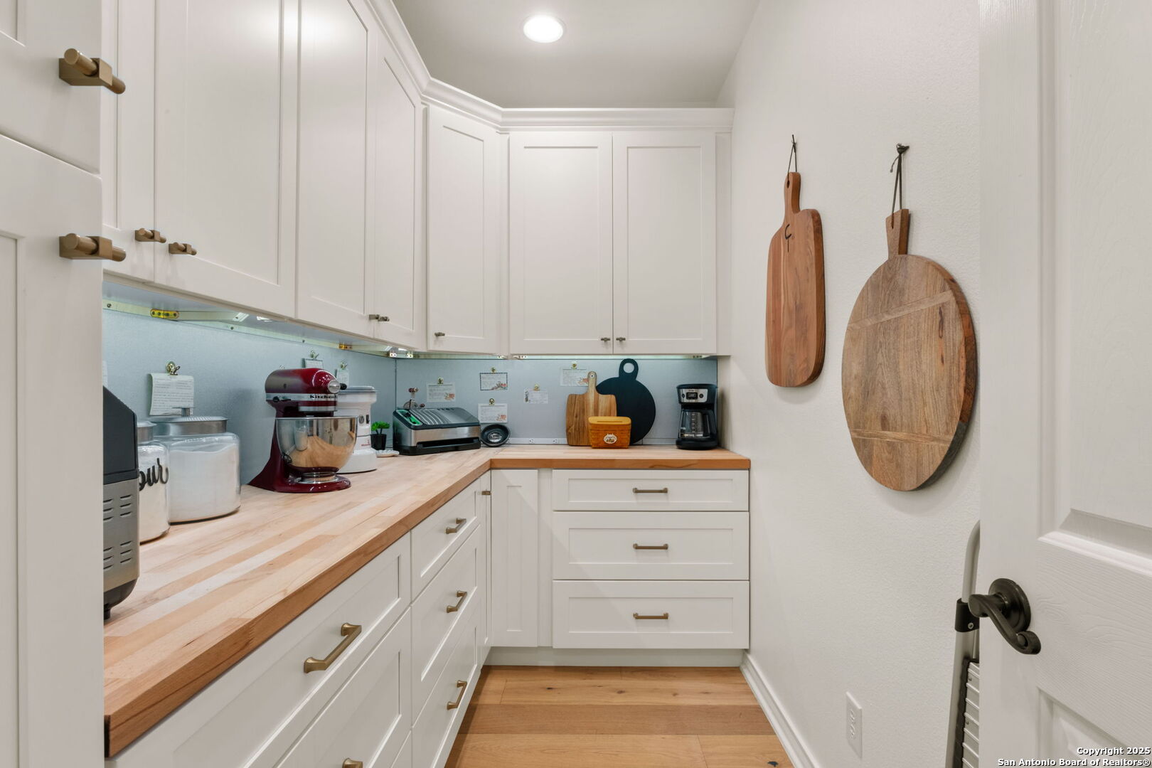 237 Santa Fe Trail Boerne TX 78006