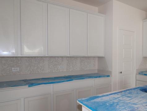 8208 Foxtail Fork San Antonio TX 78222