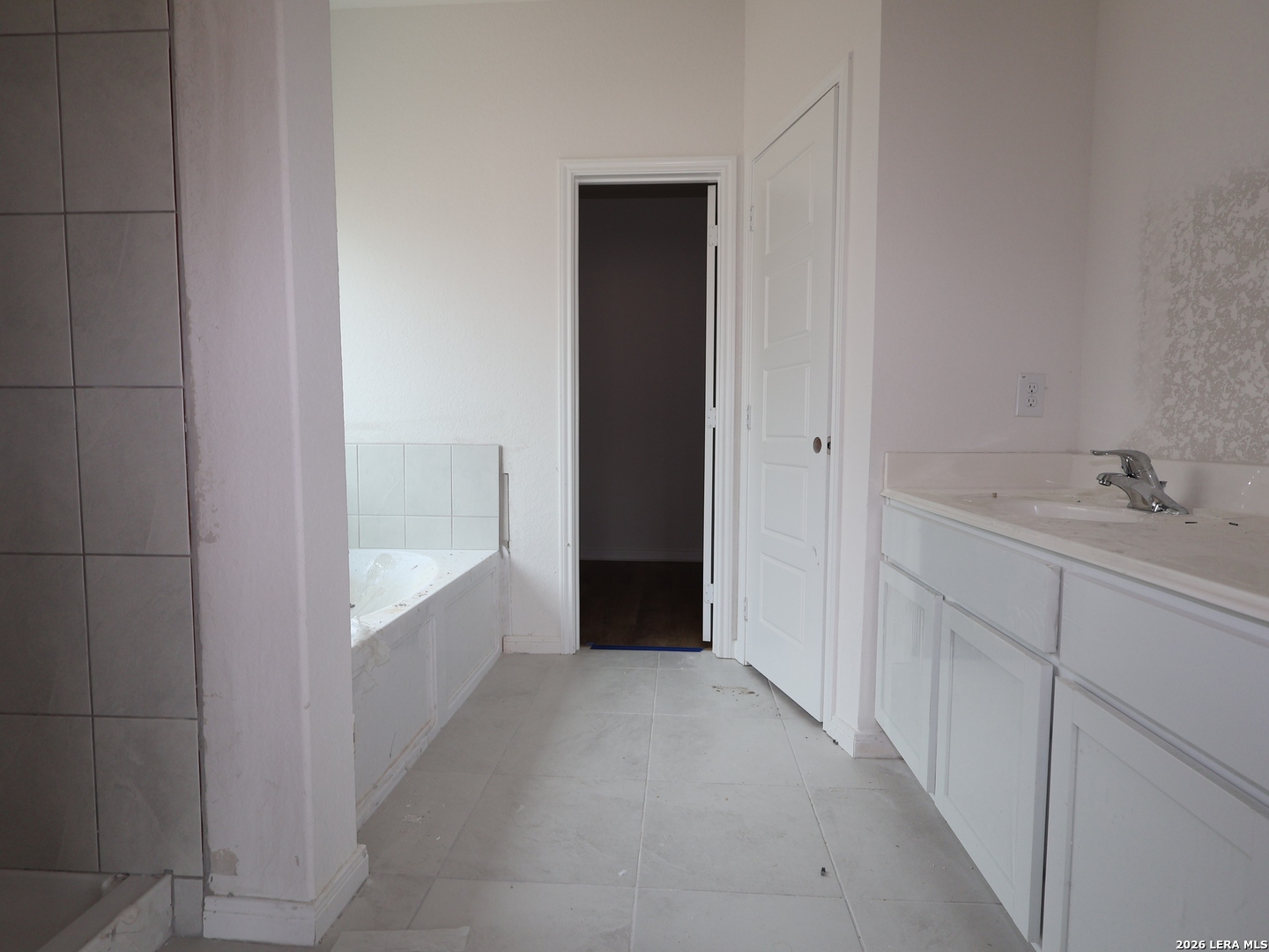 8208 Foxtail Fork San Antonio TX 78222