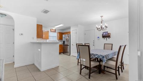 4007 Sparrow Lake San Antonio TX 78244