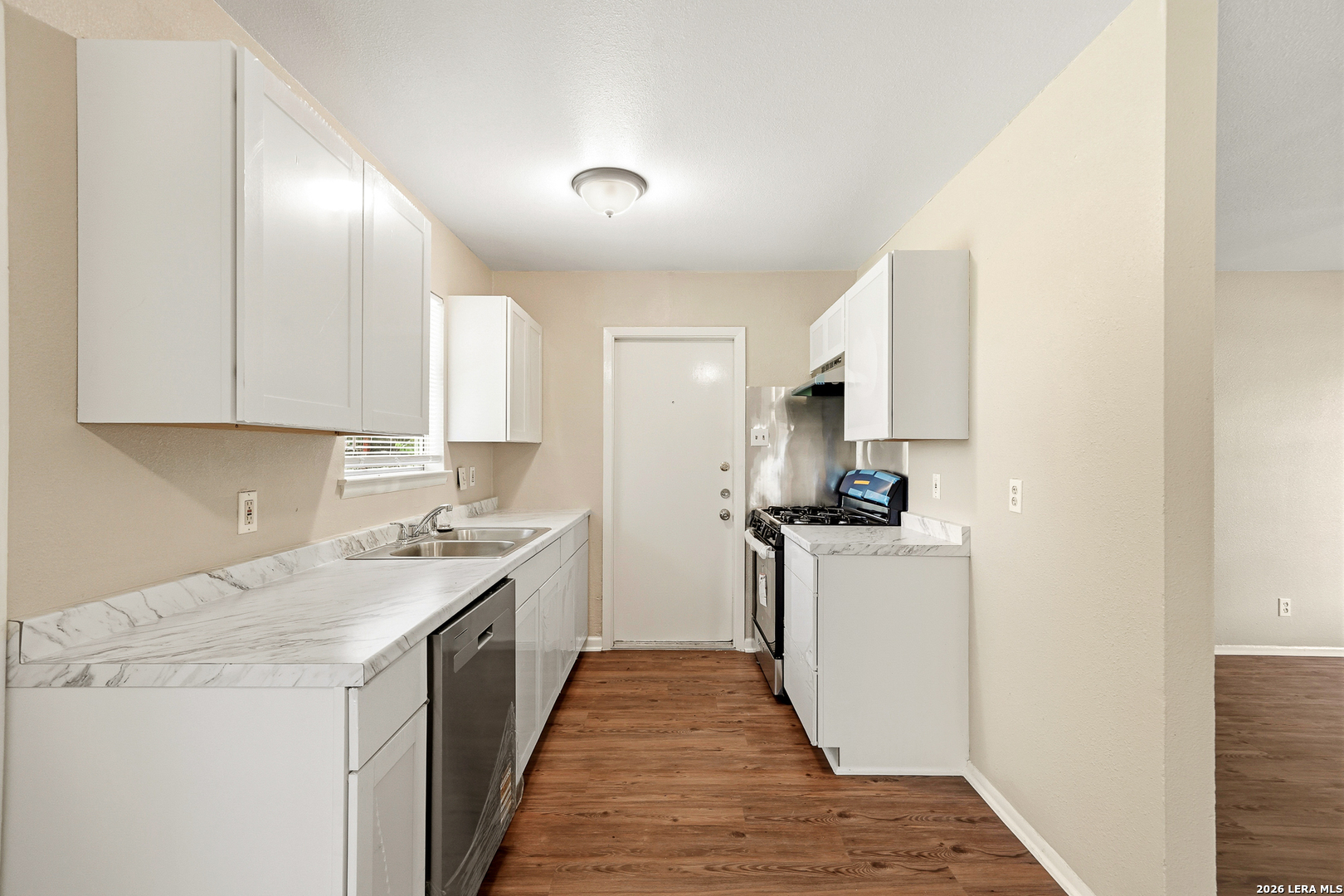 7323 Quiet Valley San Antonio TX 78242