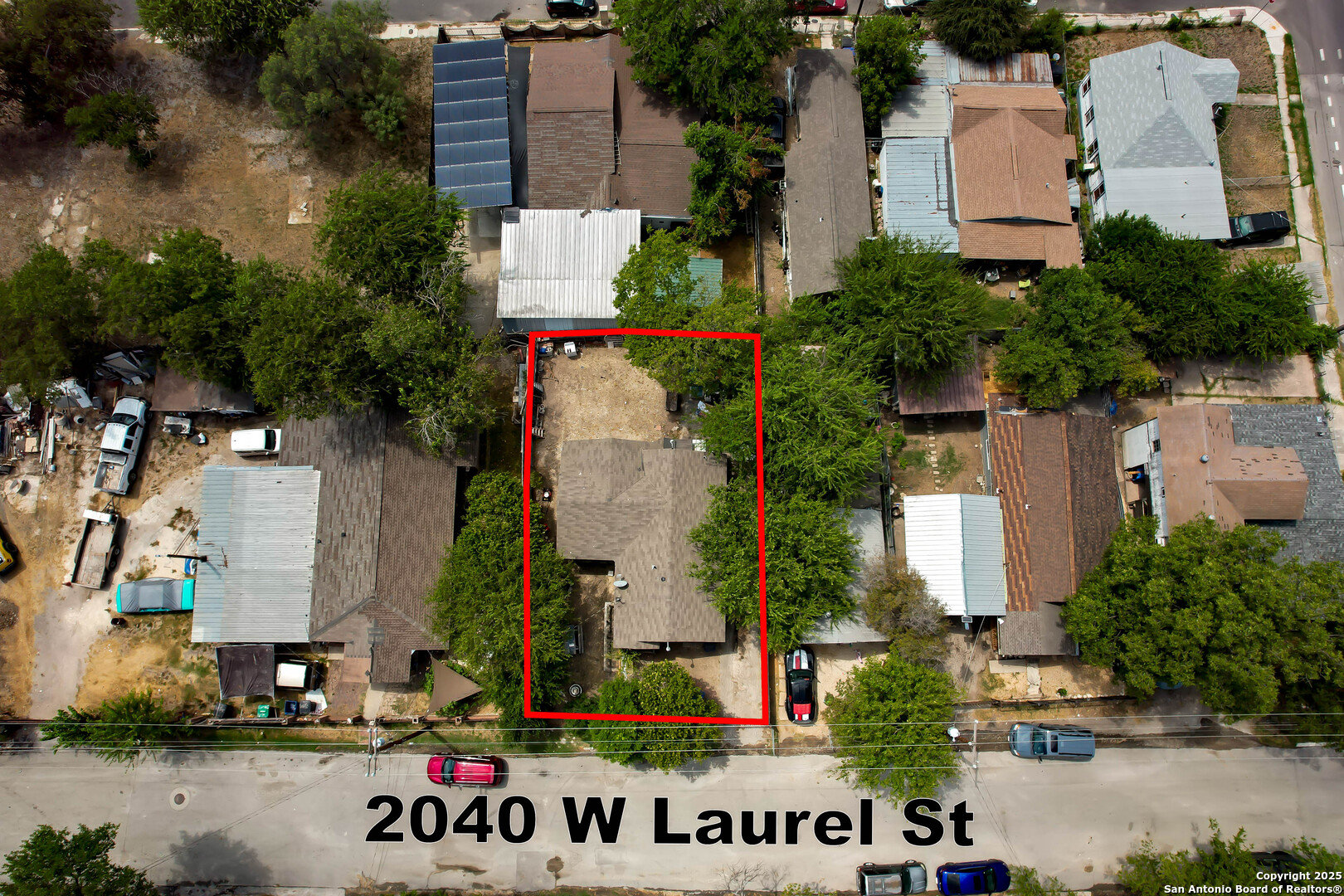 2040 W Laurel San Antonio TX 78201