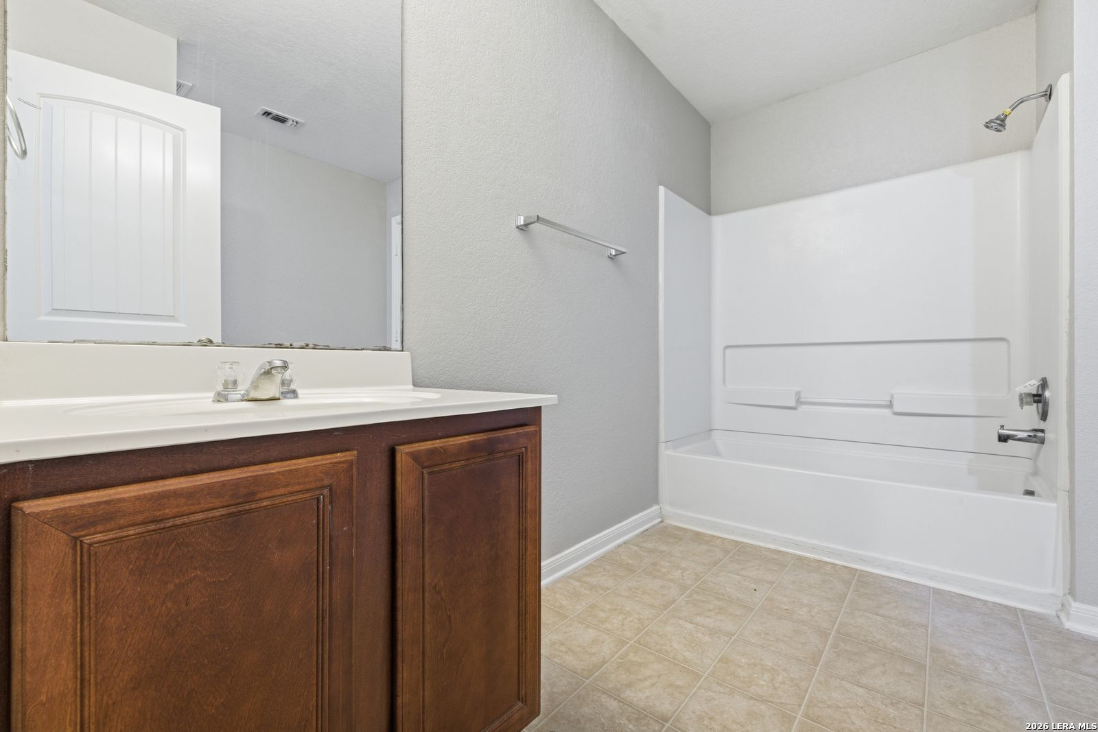 5764 Maxfli Schertz TX 78108