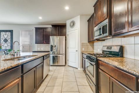 8512 Samsel Falls San Antonio TX 78254