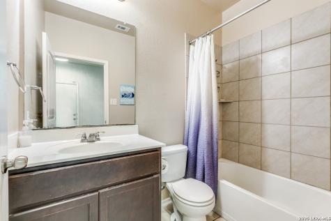 8512 Samsel Falls San Antonio TX 78254