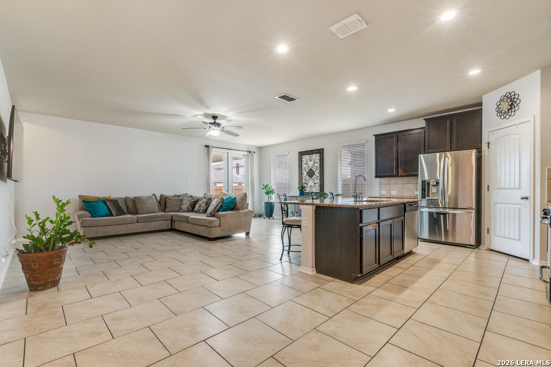 8512 Samsel Falls San Antonio TX 78254