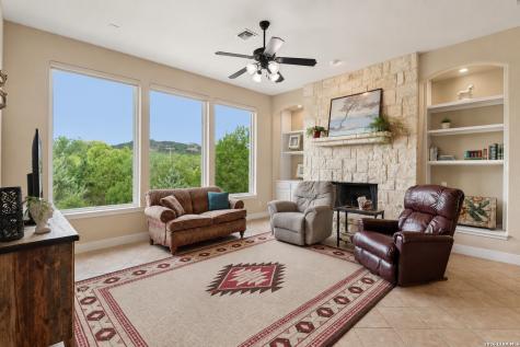 113 Springbranch Drive Kerrville TX 78028