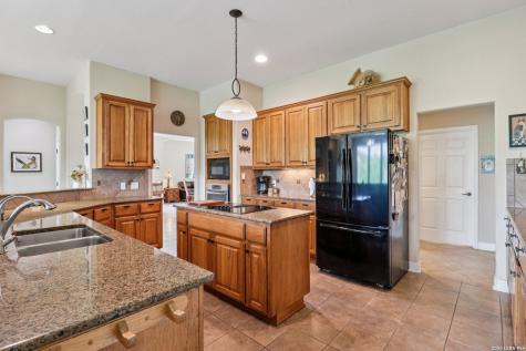 113 Springbranch Drive Kerrville TX 78028