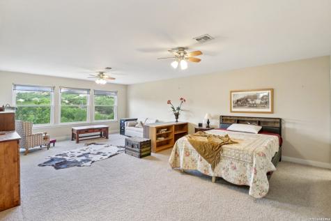 113 Springbranch Drive Kerrville TX 78028