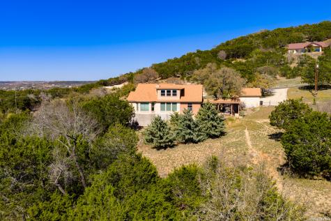 113 Springbranch Drive Kerrville TX 78028