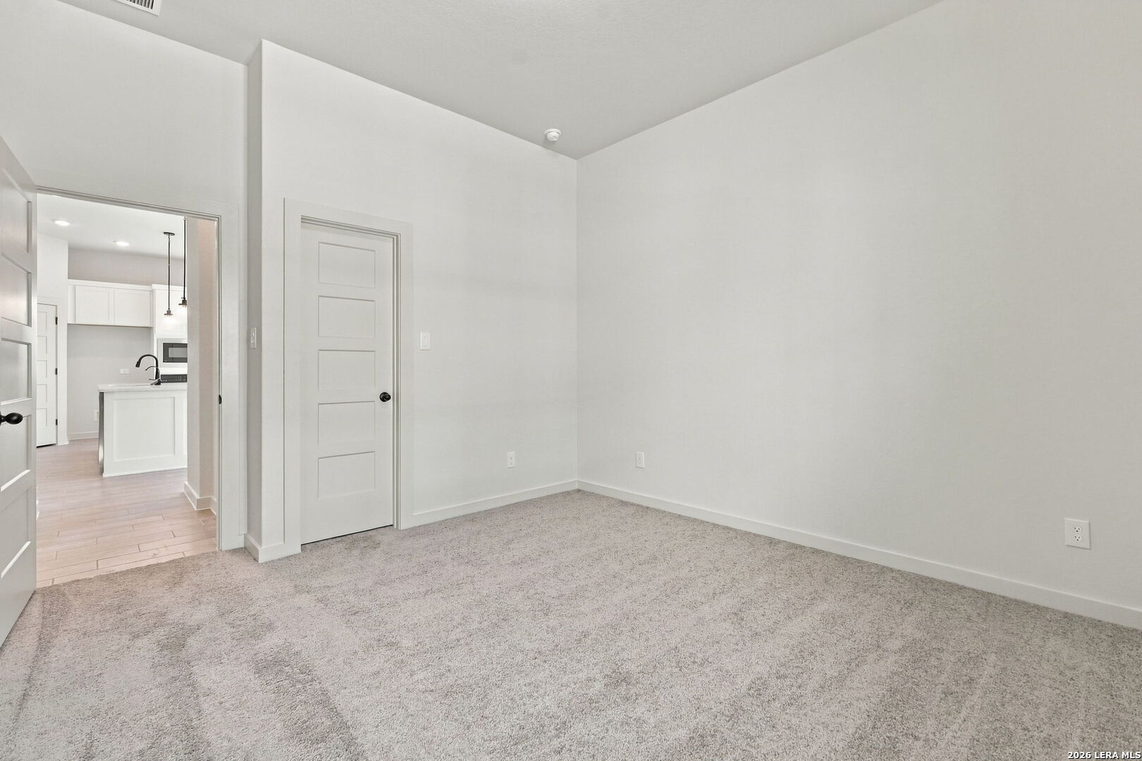 123 Carlton Cove Mico TX 78056
