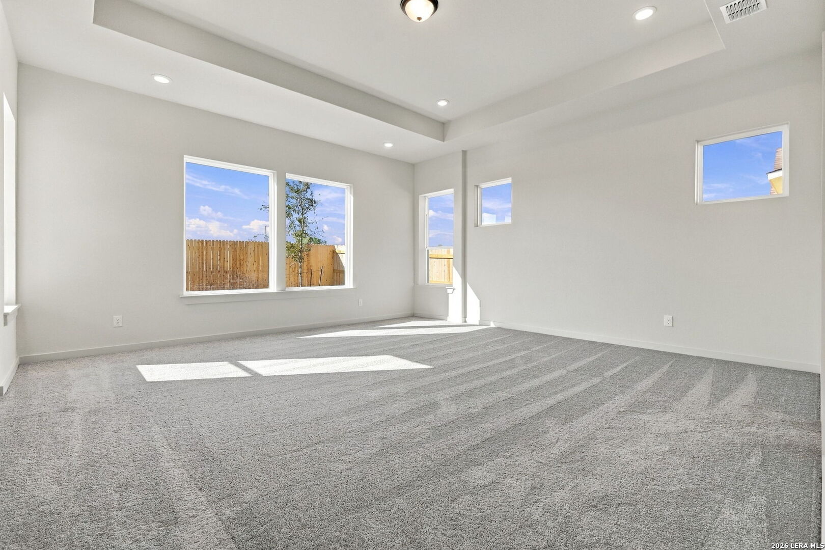 123 Carlton Cove Mico TX 78056