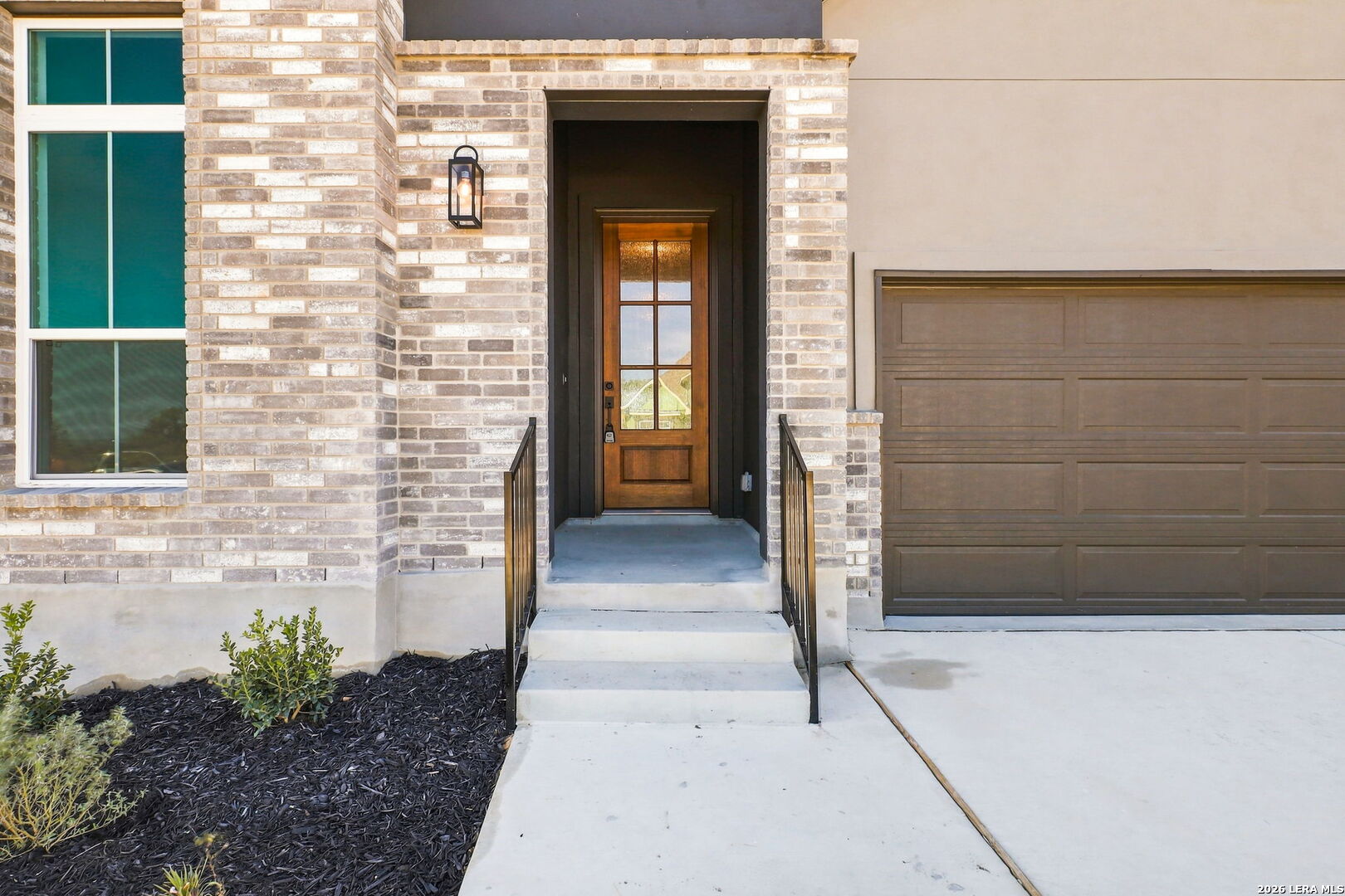 123 Carlton Cove Mico TX 78056