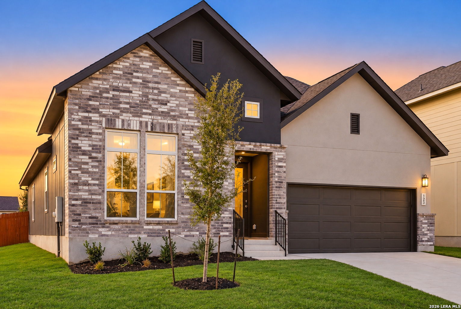 123 Carlton Cove Mico TX 78056