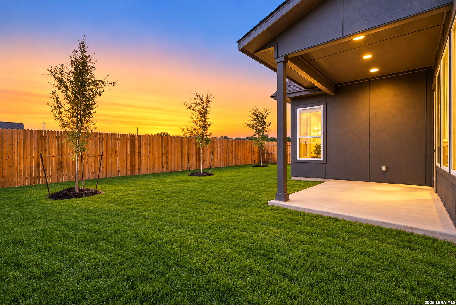 123 Carlton Cove Mico TX 78056