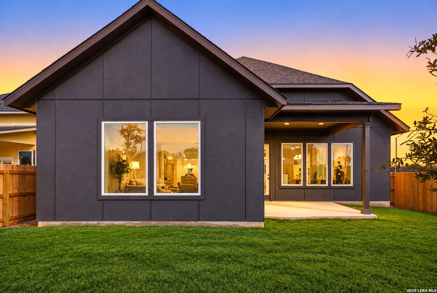 123 Carlton Cove Mico TX 78056