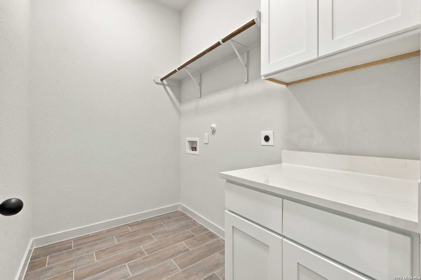 123 Carlton Cove Mico TX 78056