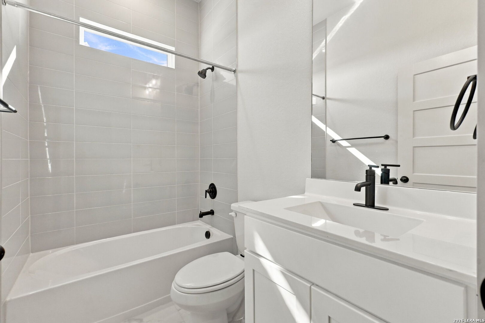 123 Carlton Cove Mico TX 78056