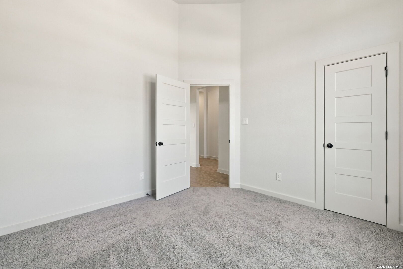 123 Carlton Cove Mico TX 78056